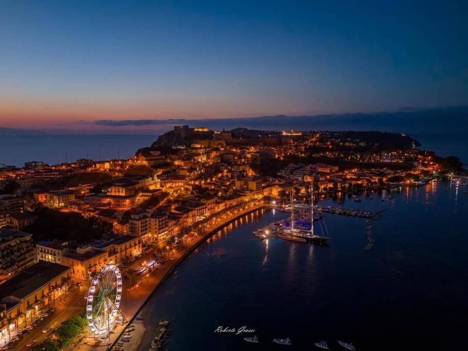 Harbor Elegance Estate Hotel Milazzo Exterior photo
